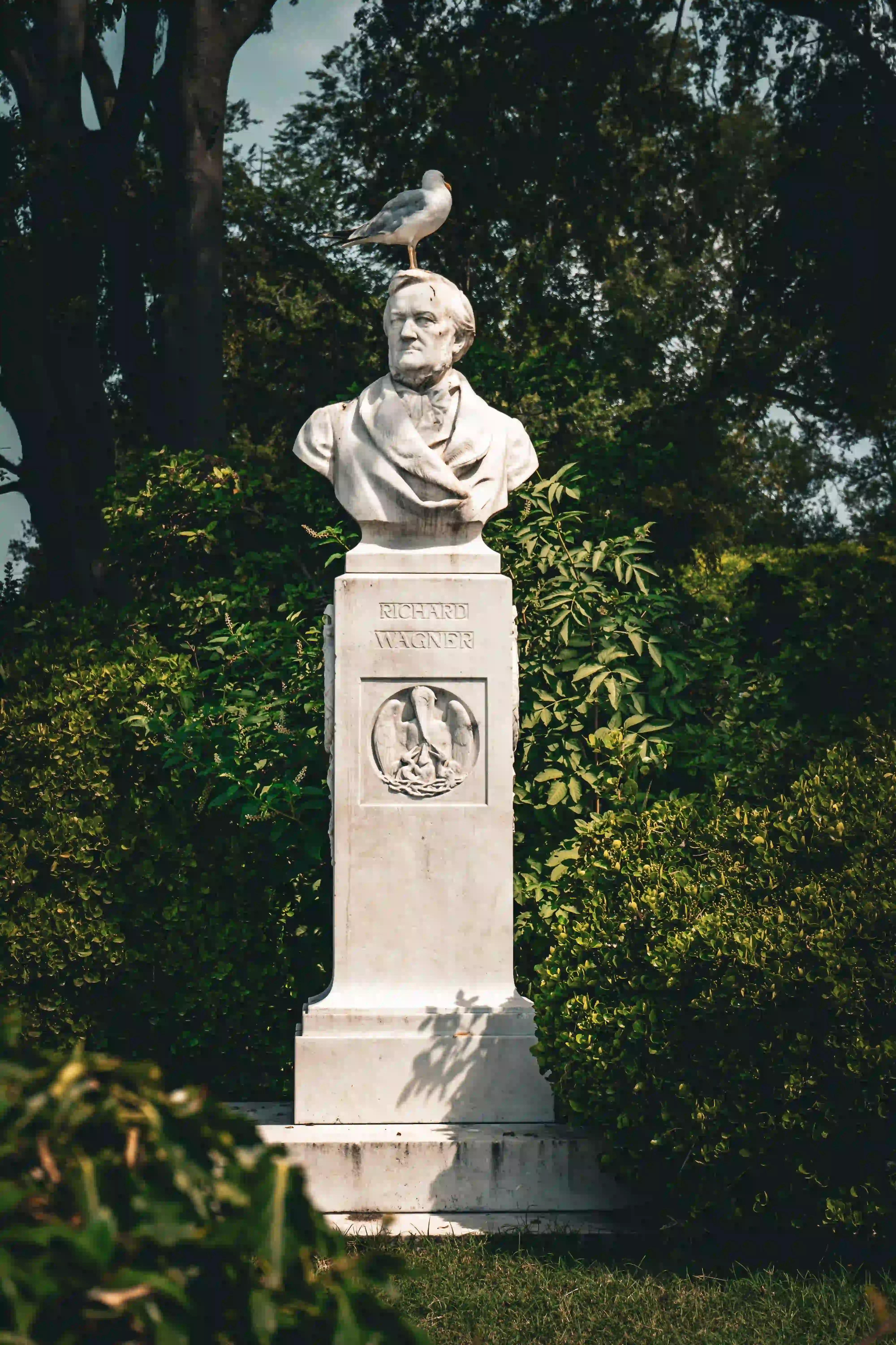 Statue